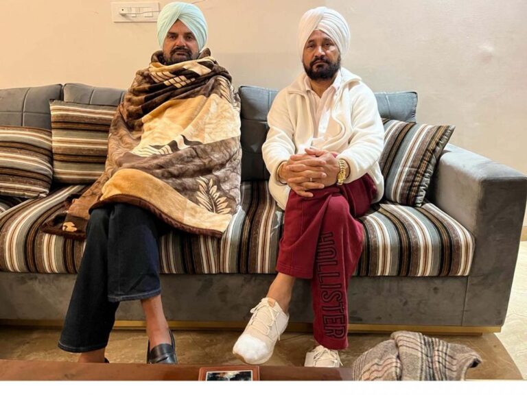 ਸਾਬਕਾ CM ਚੰਨੀ ਨੇ ਮੂਸੇਵਾਲਾ ਦੇ ਪਿਤਾ ਨਾਲ ਕੀਤੀ ਮੁਲਾਕਾਤ