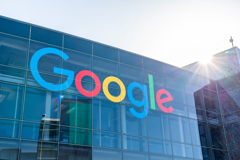 गूगल की पैरेंट कंपनी अल्फाबेट करेगी 12,000 कर्मचारियों की छंटनी