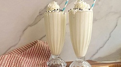 गर्मी के मौसम में बना कर पिएं ठंडी-ठंडी ‘milk shake’, जरूर पढ़ें रेसिपी