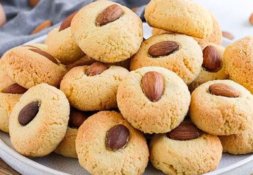 शाम की चाय के साथ बना कर खाएं ‘Almond Cookies’, जानें विधि