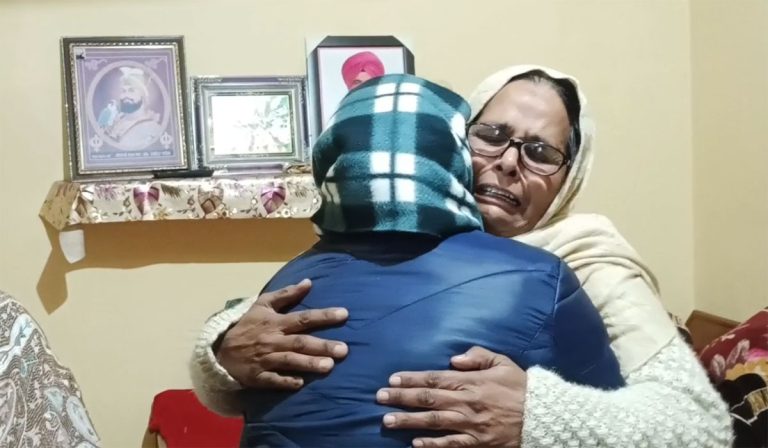 विधवा मां ने इकलौते बेटे का शव America से Punjab लाने की लगाई गुहार