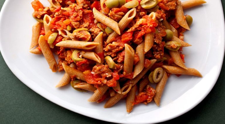‘Spicy Vegetable Pasta’ बनाकर करें अपने गेस्ट्स को इम्प्रेस