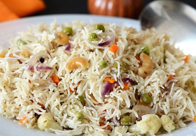 घर पर जरूर बनायें Veg Pulao, जानिए Recipe