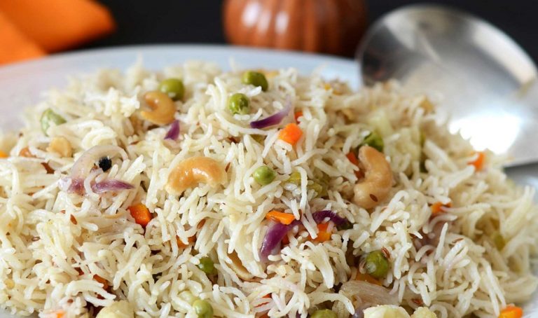 घर पर जरूर बनायें Veg Pulao, जानिए Recipe