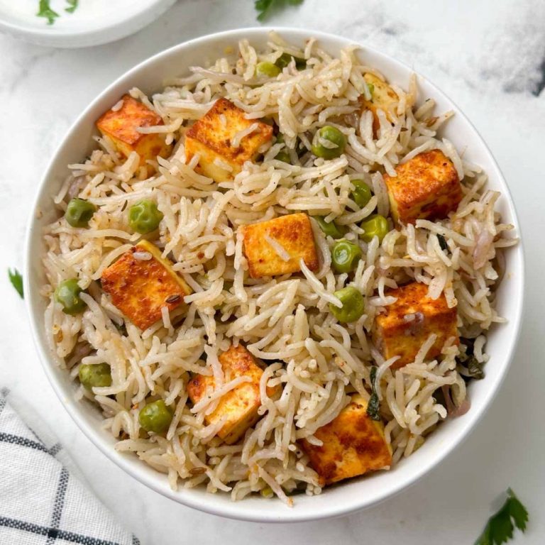 Achari Paneer Pulao बनाना चाहतें है, तो follow करें यह Recipe